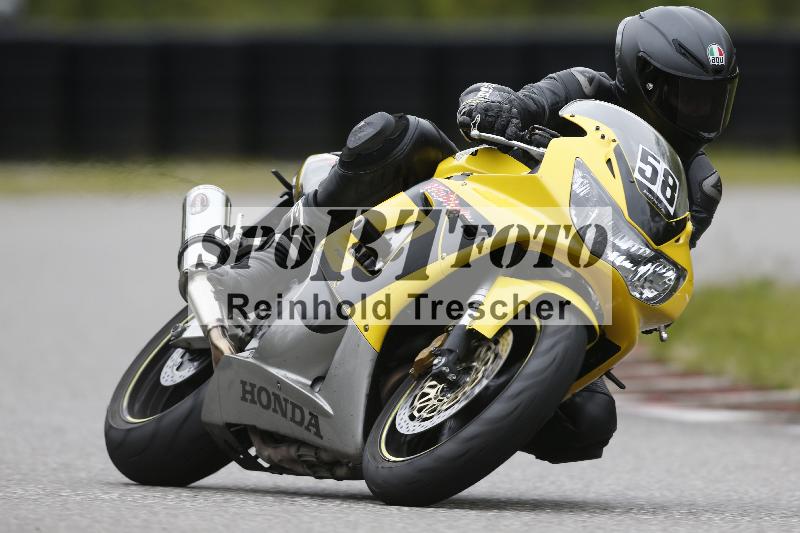 /Archiv-2024/13 22.04.2024 Plüss Moto Sport ADR/Freies Fahren/58